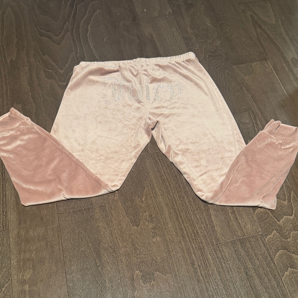 Juicy Couture Kids Blush Velour Joggers- Size S
